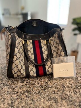 Vintage Gucci Boston/Gucci Web Boston / Sherry Line Boston in Navy